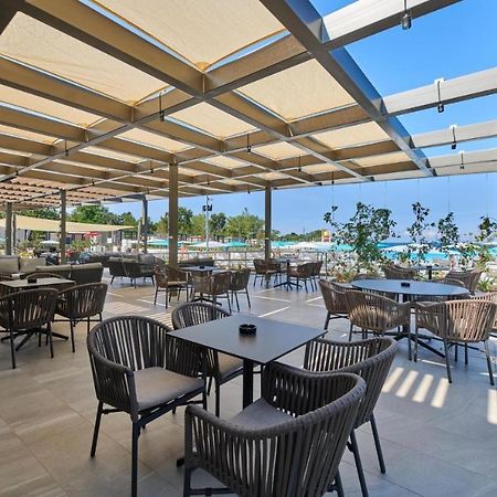Mobile Homes Relax Park Umag Karigador Esterno foto