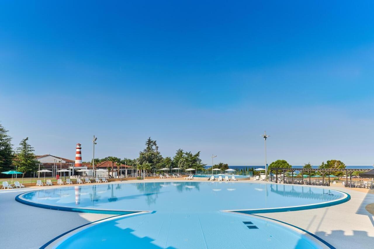 Mobile Homes Relax Park Umag Karigador Esterno foto