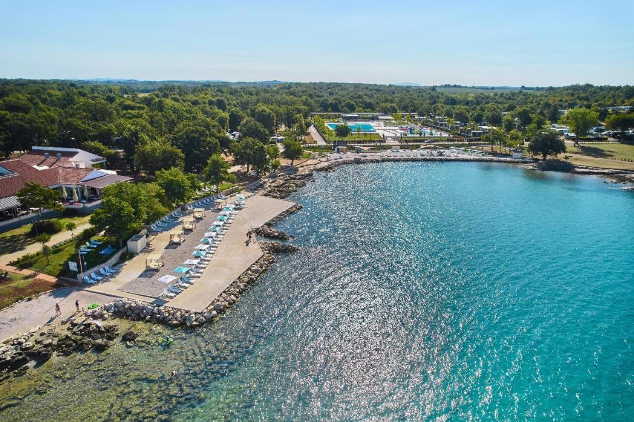 Mobile Homes Relax Park Umag Karigador Esterno foto